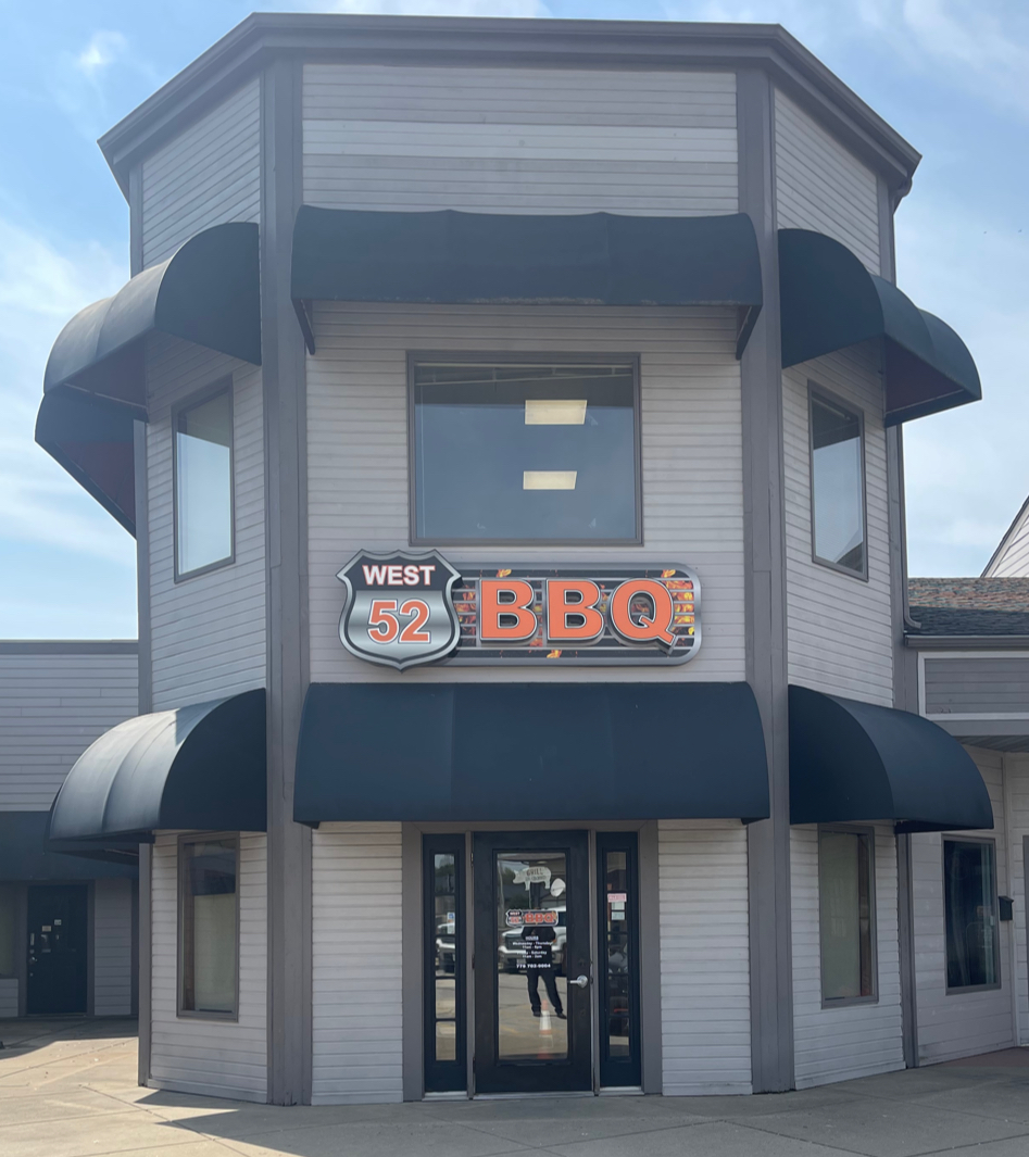 West 52 Bbq